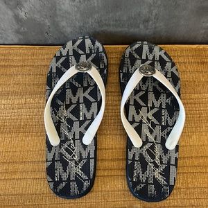 Micheal Kors Flip Flops